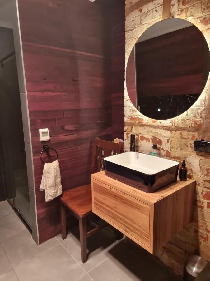Odessa At Leavers Hotel Кресвик Экстерьер фото